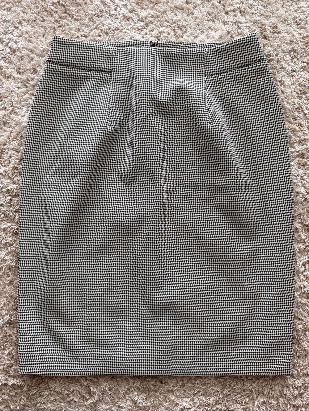 On 34th Pencil Skirt Size 10